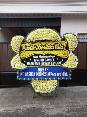 Papan Bunga Duka di Selamalofo